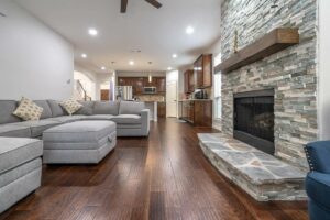 Living room hardwood flooring | All American Flooring