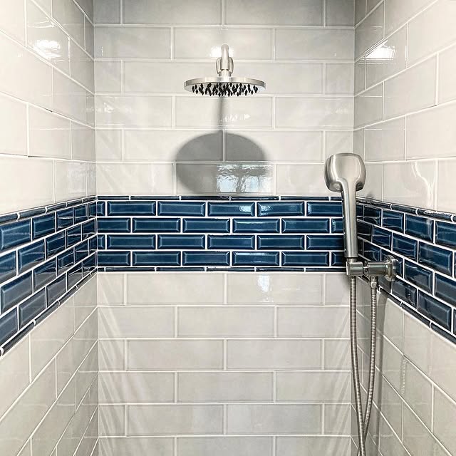 msi_shower-tile